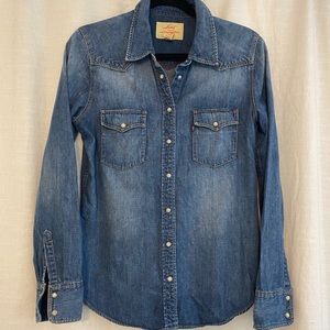 Levi’s 1853 long sleeve denim shirt